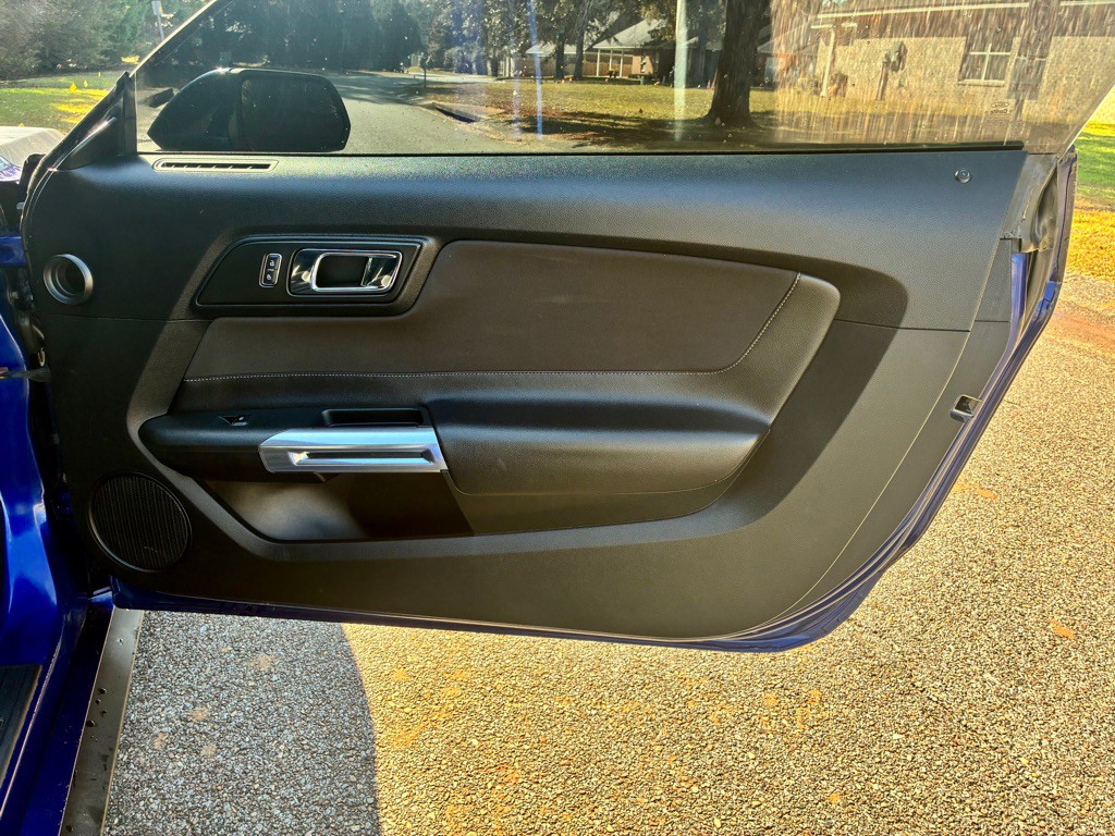 2016 Ford Mustang Image 11