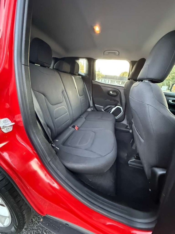 2018 Jeep Renegade Image 18