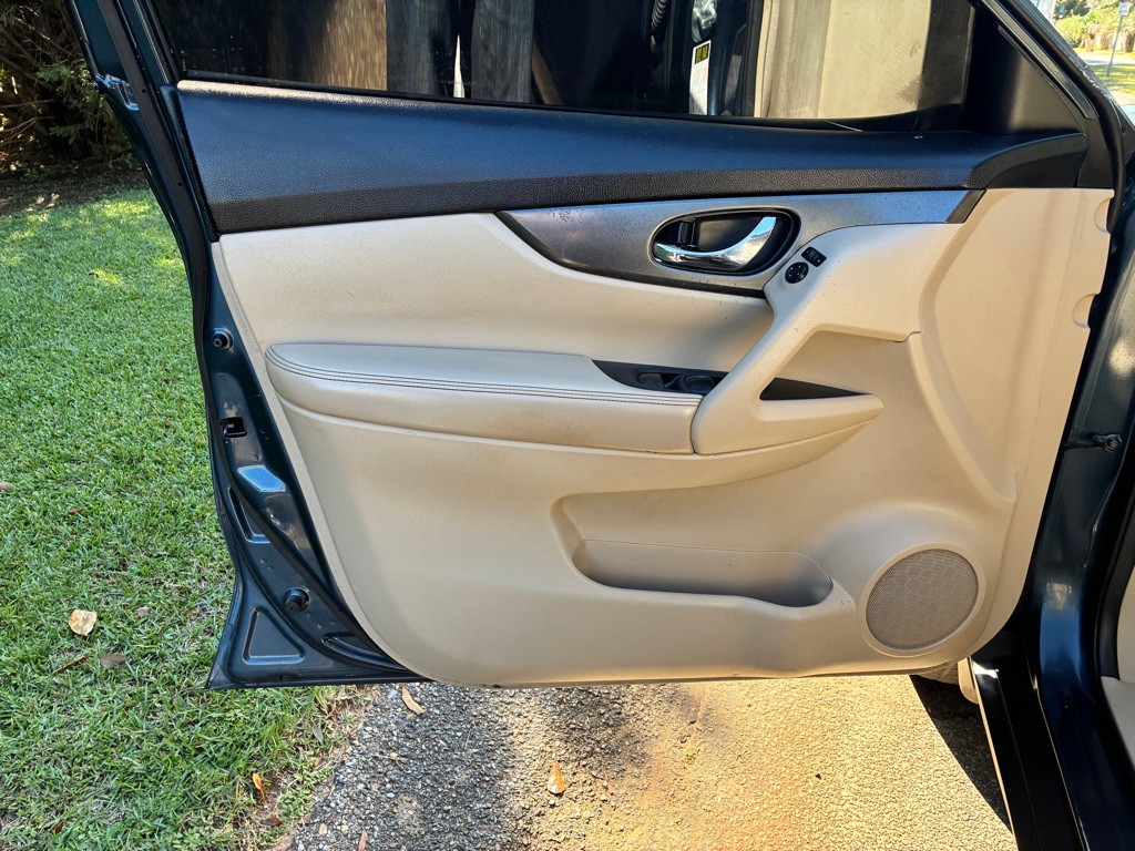 2015 Nissan Rogue Image 10