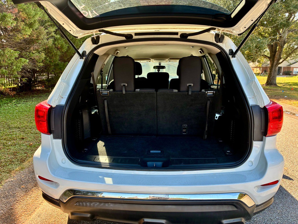 2017 Nissan Pathfinder Image 14