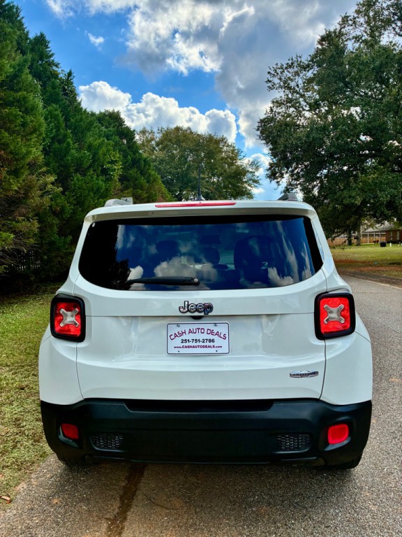 2015 Jeep Renegade Image 4