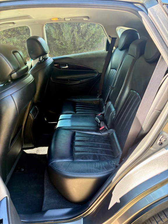 2014 INFINITI QX50 Image 10