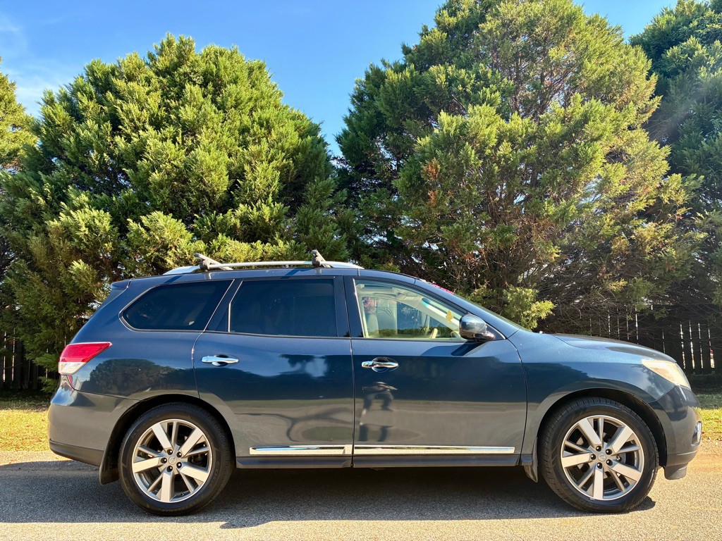 2015 Nissan Pathfinder Image 3