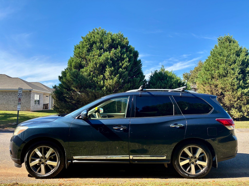 2015 Nissan Pathfinder Image 5