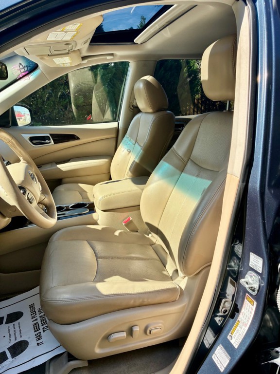 2015 Nissan Pathfinder Image 8