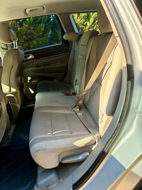 2012 Jeep Grand Cherokee Image 10