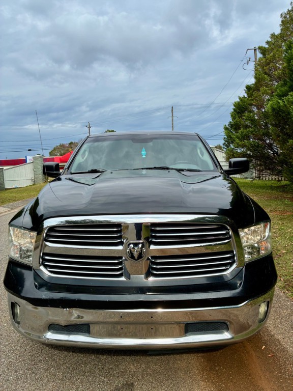 2016 RAM 1500 Image 2