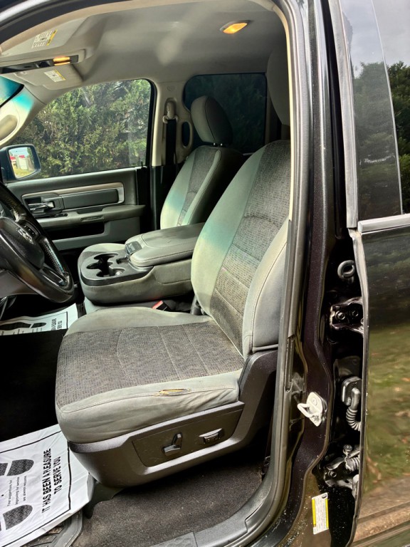 2016 RAM 1500 Image 8