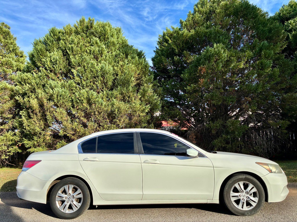 2012 Honda Accord Image 3