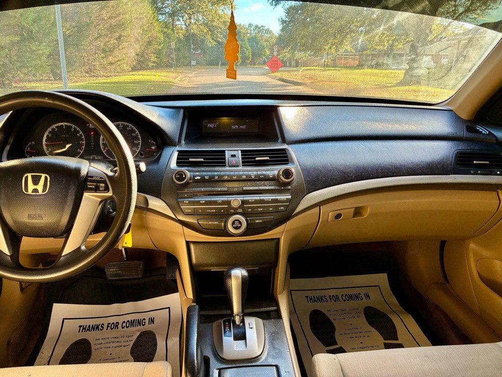 2012 Honda Accord Image 12