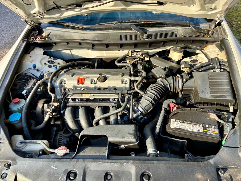 2012 Honda Accord Image 18