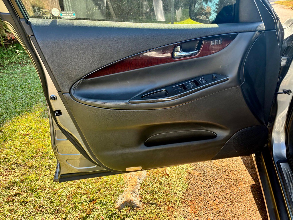 2017 INFINITI QX50 Image 9