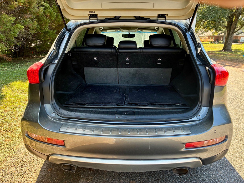 2017 INFINITI QX50 Image 12