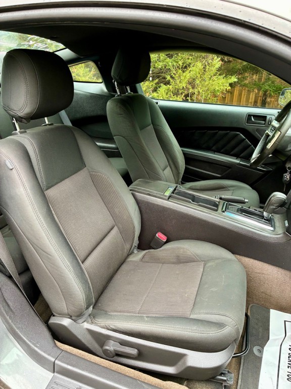 2014 Ford Mustang Image 12