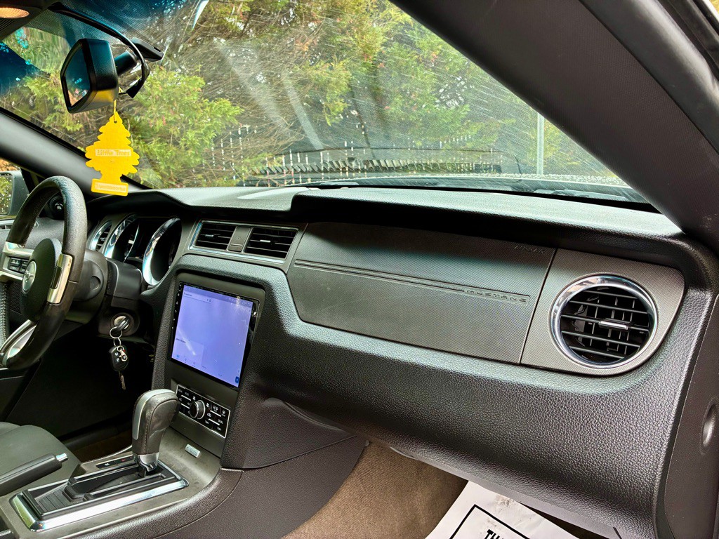 2014 Ford Mustang Image 14