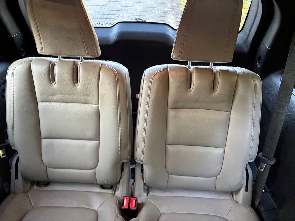 2012 Ford Explorer Image 18