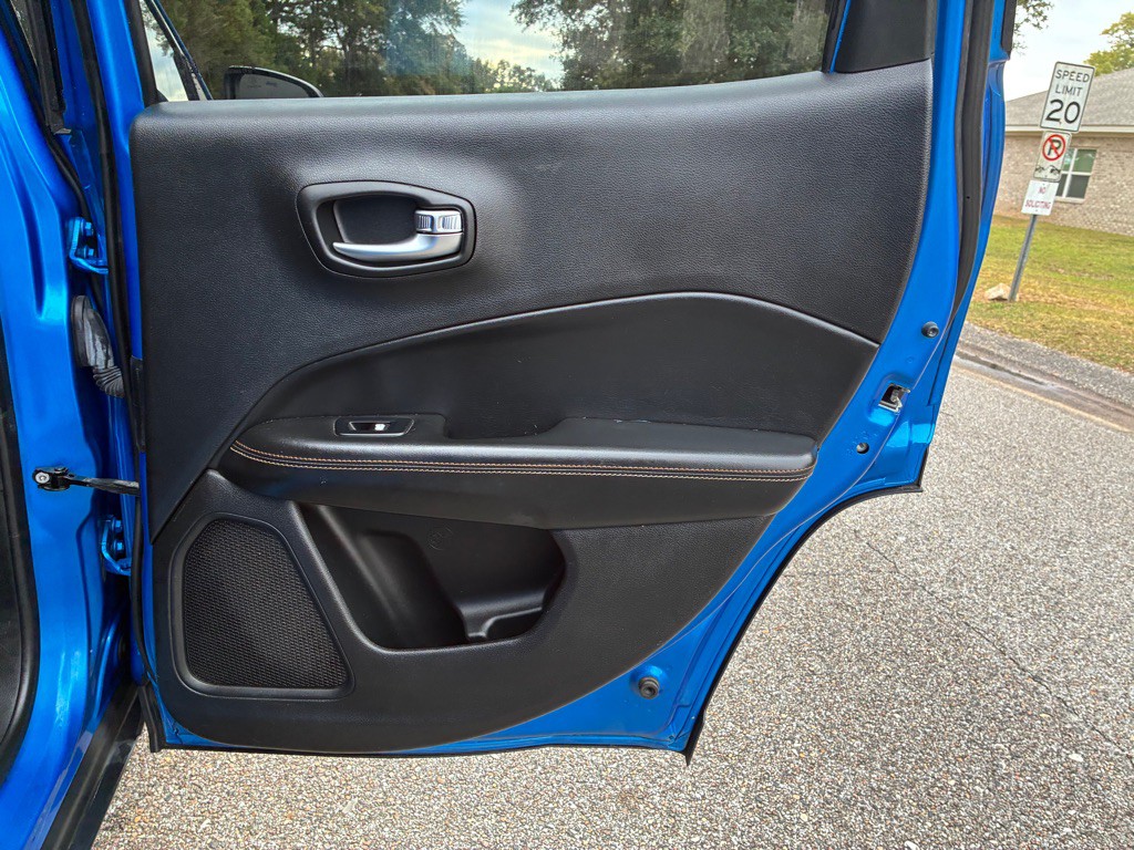 2019 Jeep Compass Image 15