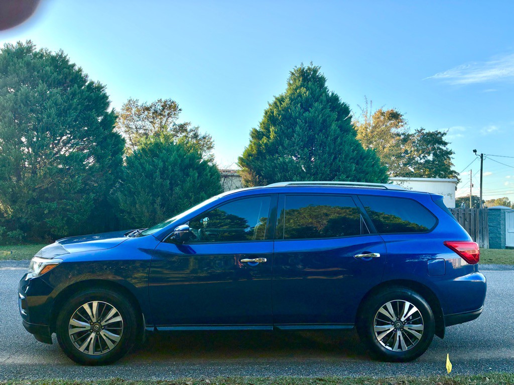 2017 Nissan Pathfinder Image 5