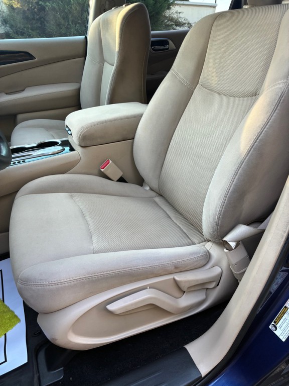 2017 Nissan Pathfinder Image 8