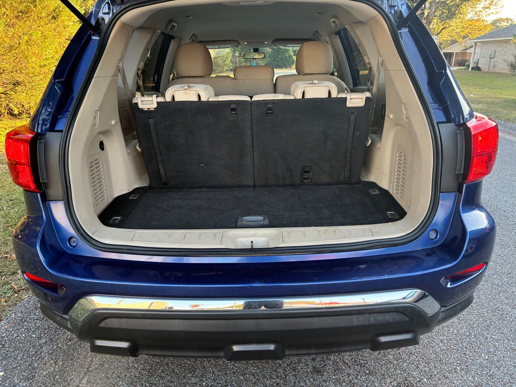 2017 Nissan Pathfinder Image 15