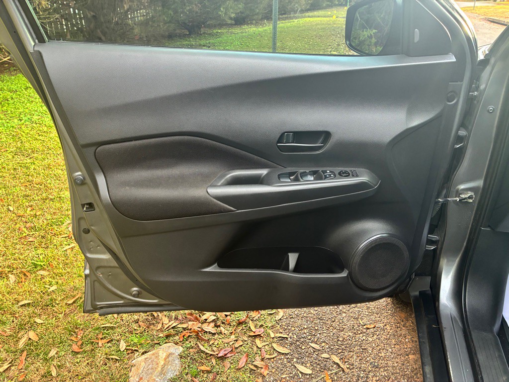 2021 Nissan Kicks Image 9