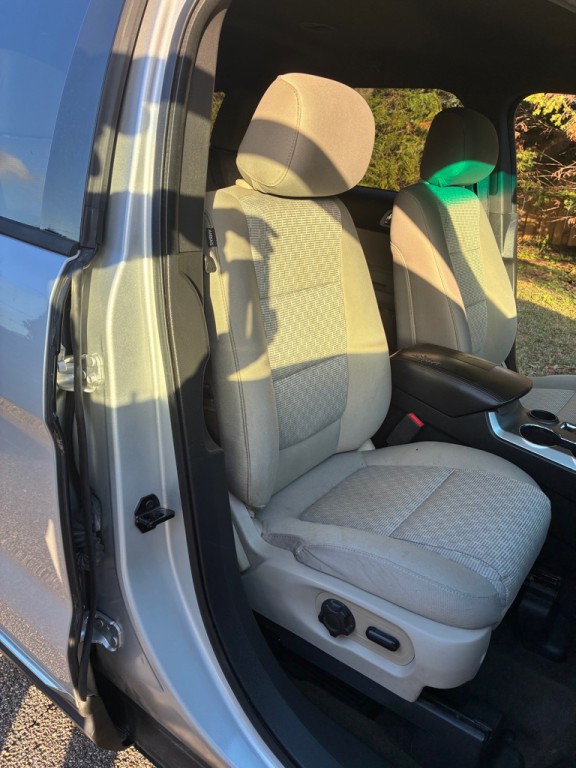 2015 Ford Explorer Image 8