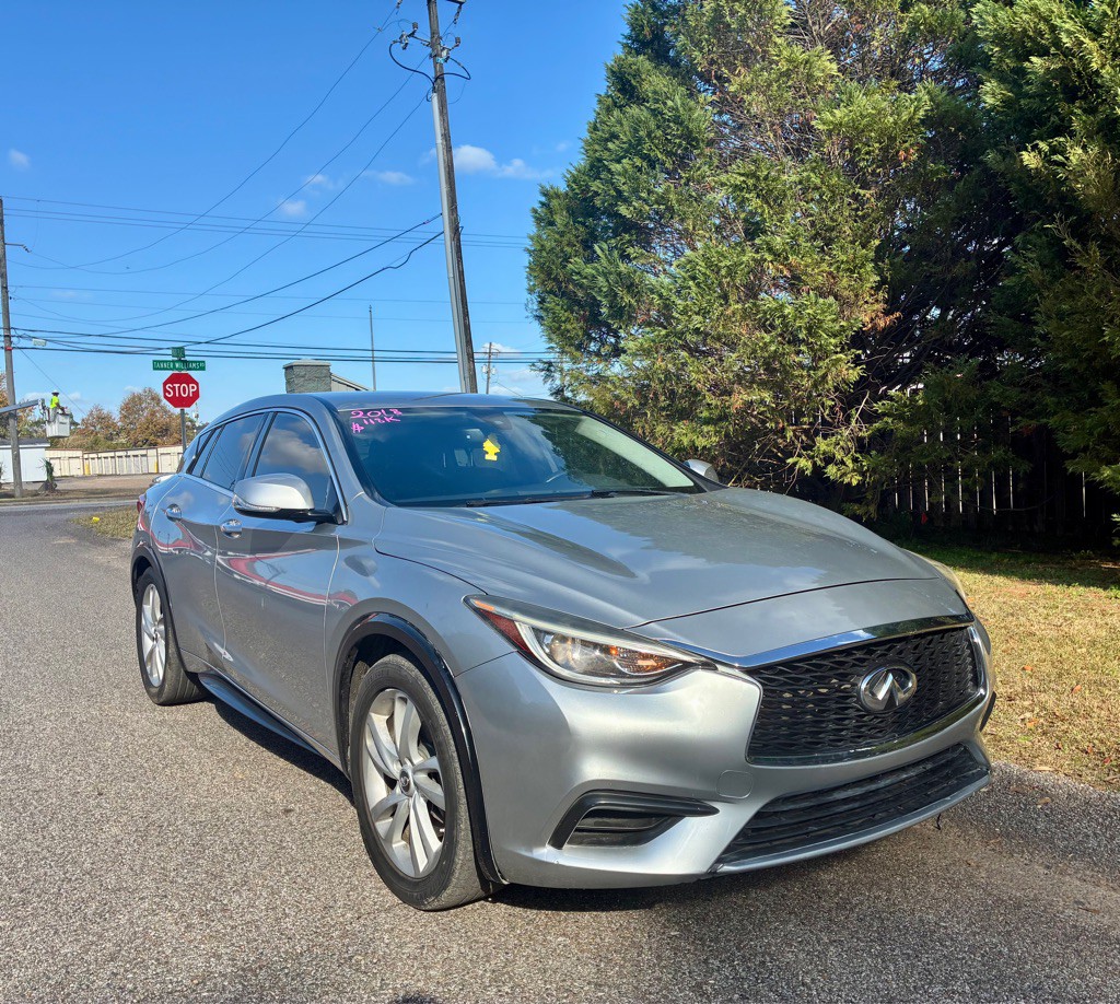 2018 INFINITI QX30 Image 5