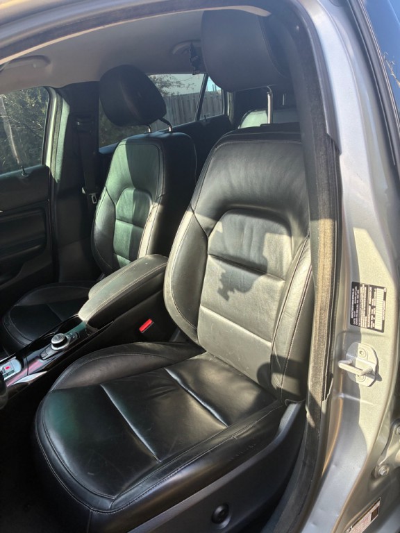 2018 INFINITI QX30 Image 8