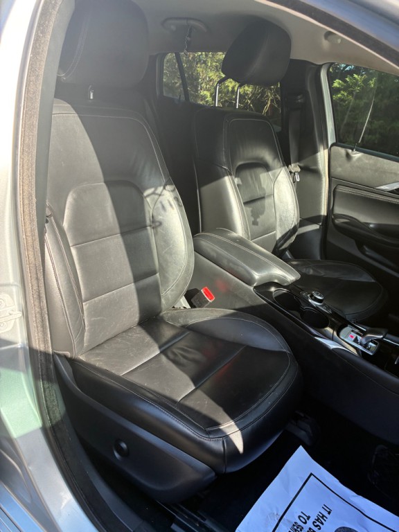 2018 INFINITI QX30 Image 16