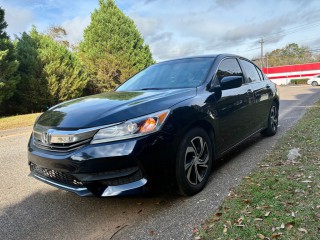 Image for 2017 Honda Accord LX ID: 7123614