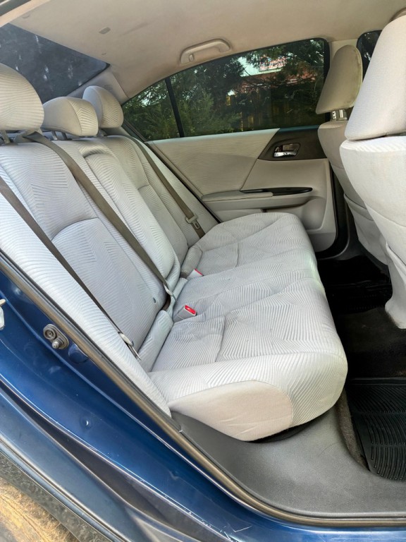 2017 Honda Accord Image 14