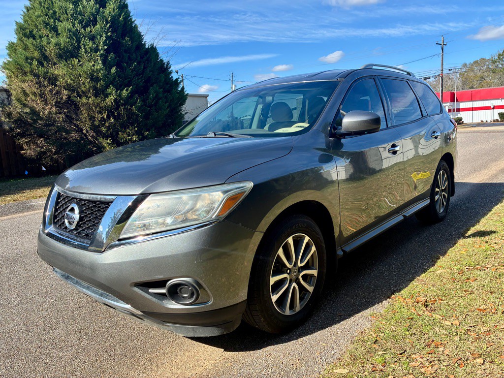 2015 Nissan Pathfinder Image 8