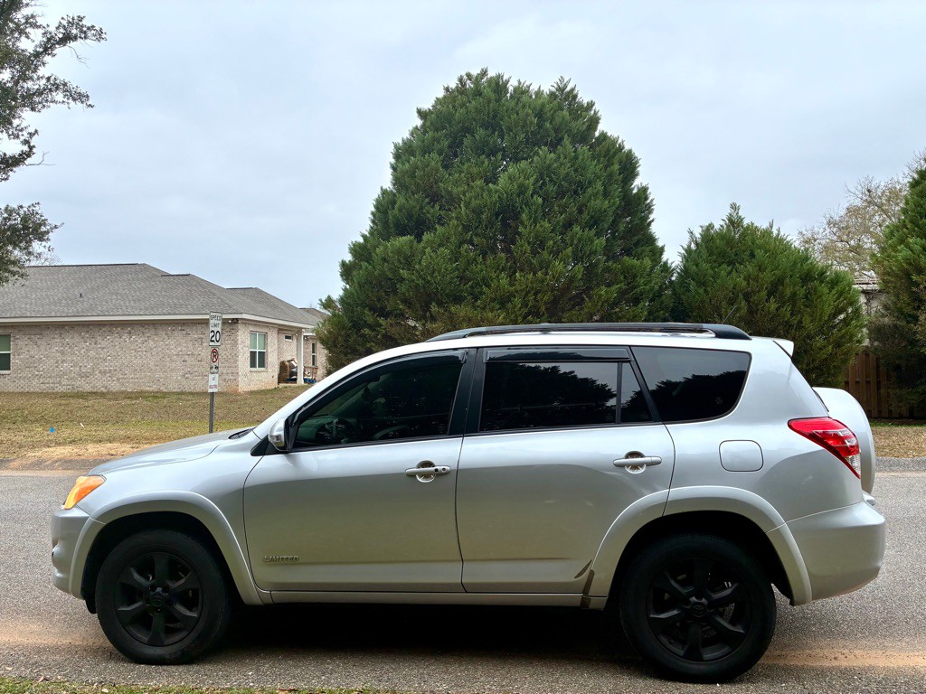 2012 Toyota Rav4 Image 6