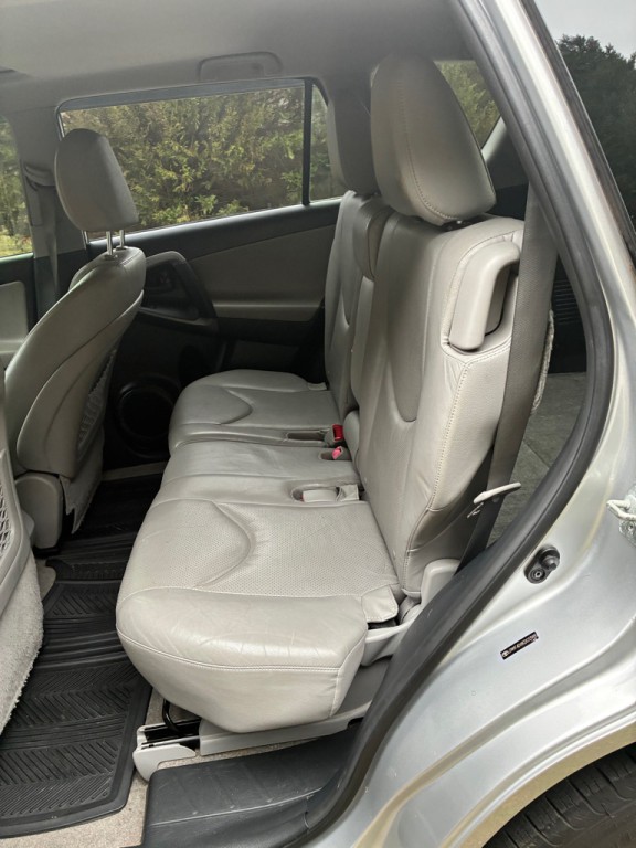 2012 Toyota Rav4 Image 11