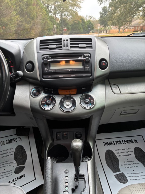 2012 Toyota Rav4 Image 18