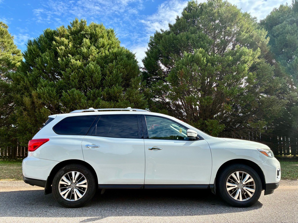 2019 Nissan Pathfinder Image 6