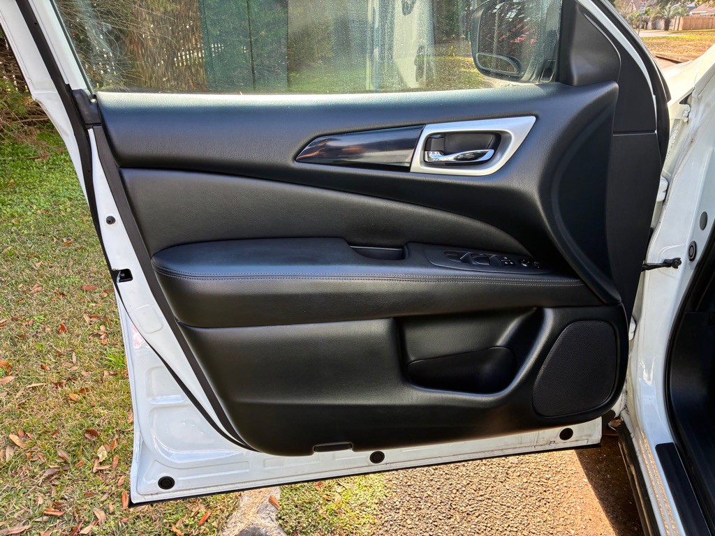 2019 Nissan Pathfinder Image 9