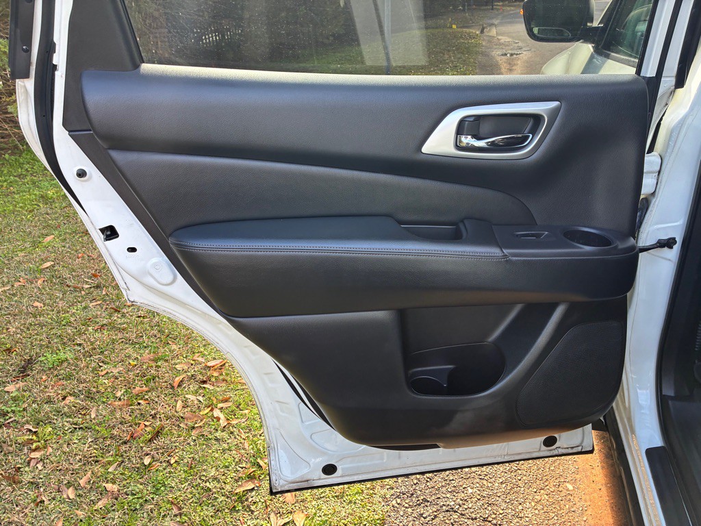 2019 Nissan Pathfinder Image 11