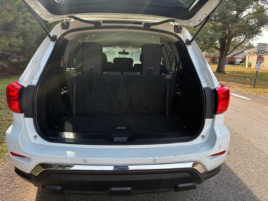 2019 Nissan Pathfinder Image 12
