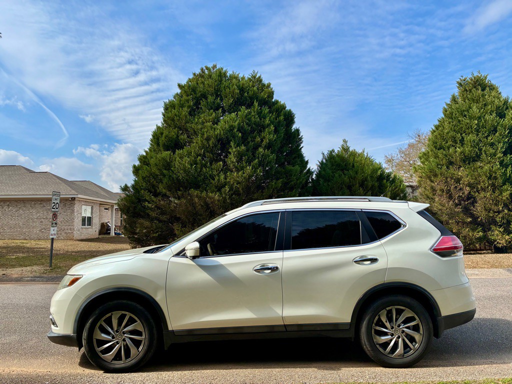 2015 Nissan Rogue Image 3