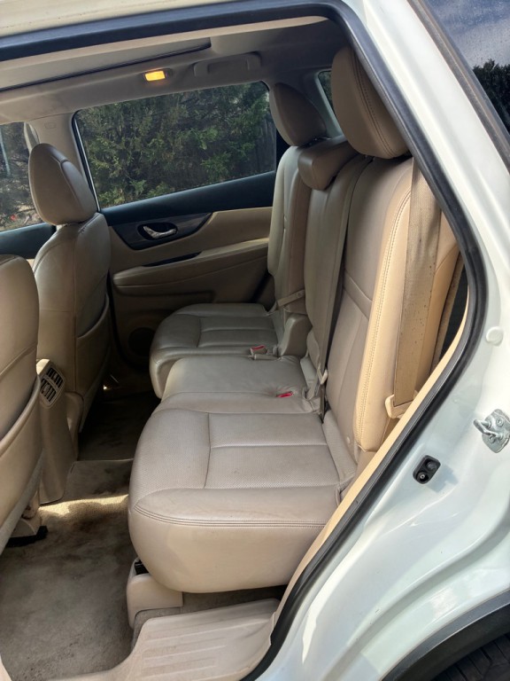 2015 Nissan Rogue Image 10