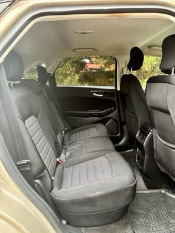2018 Ford Edge Image 11