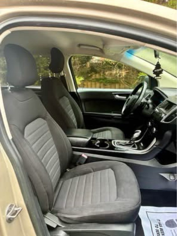 2018 Ford Edge Image 13