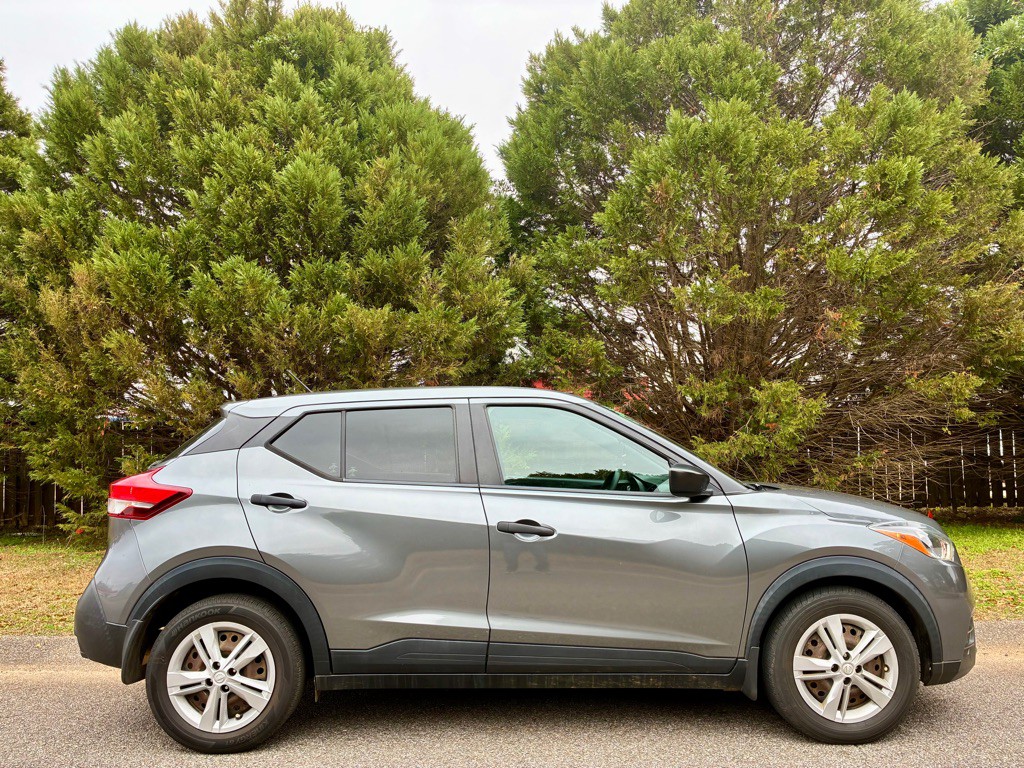 2020 Nissan Kicks Image 3