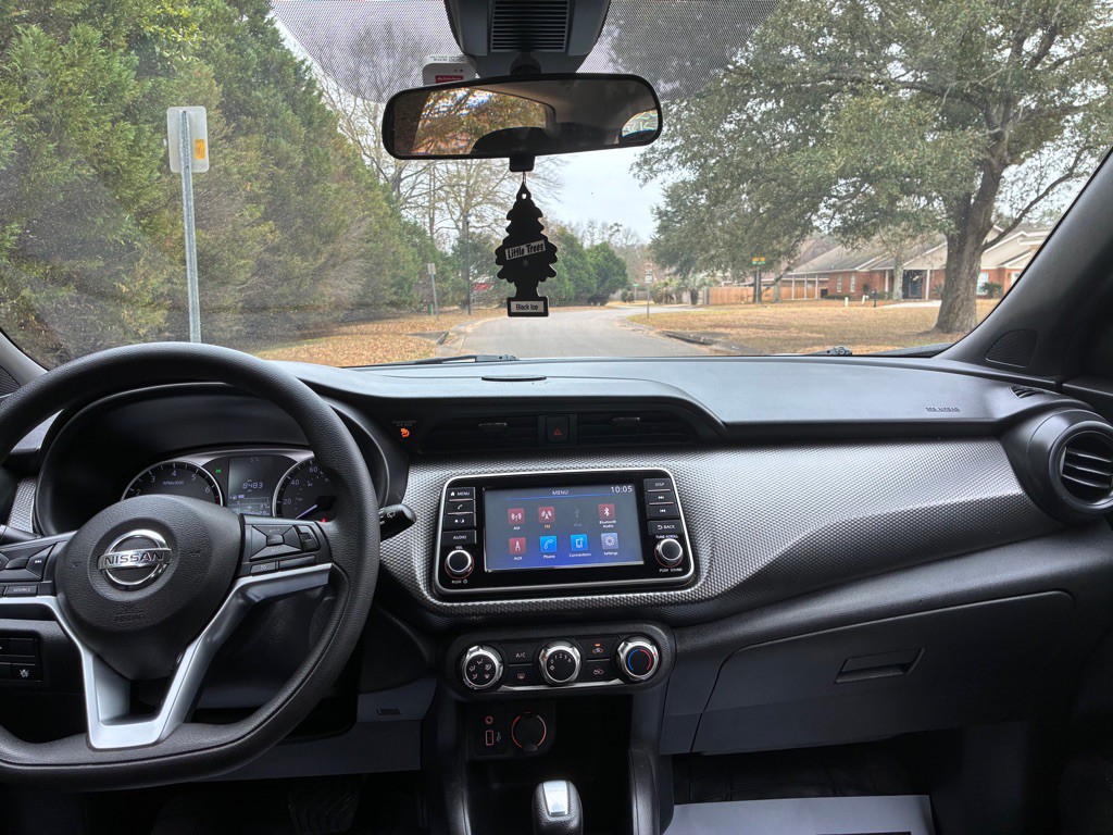 2020 Nissan Kicks Image 11