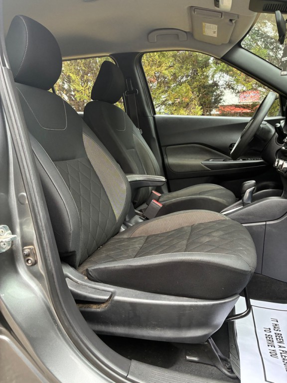 2020 Nissan Kicks Image 15