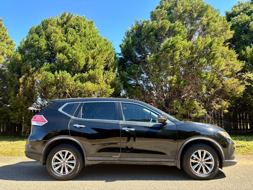 2015 Nissan Rogue Image 6