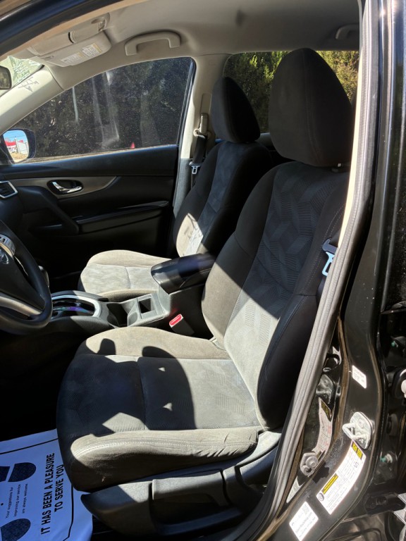 2015 Nissan Rogue Image 8