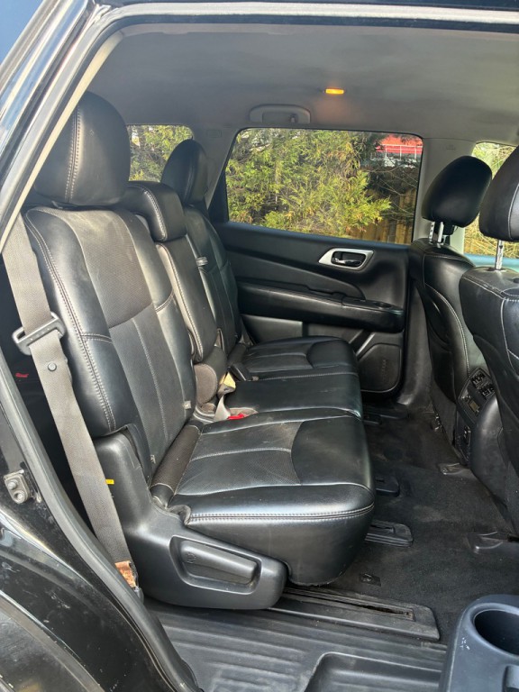 2014 Nissan Pathfinder Image 12
