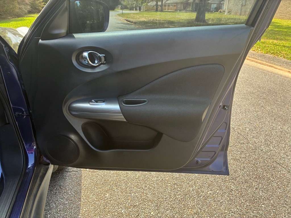 2017 Nissan Juke Image 15